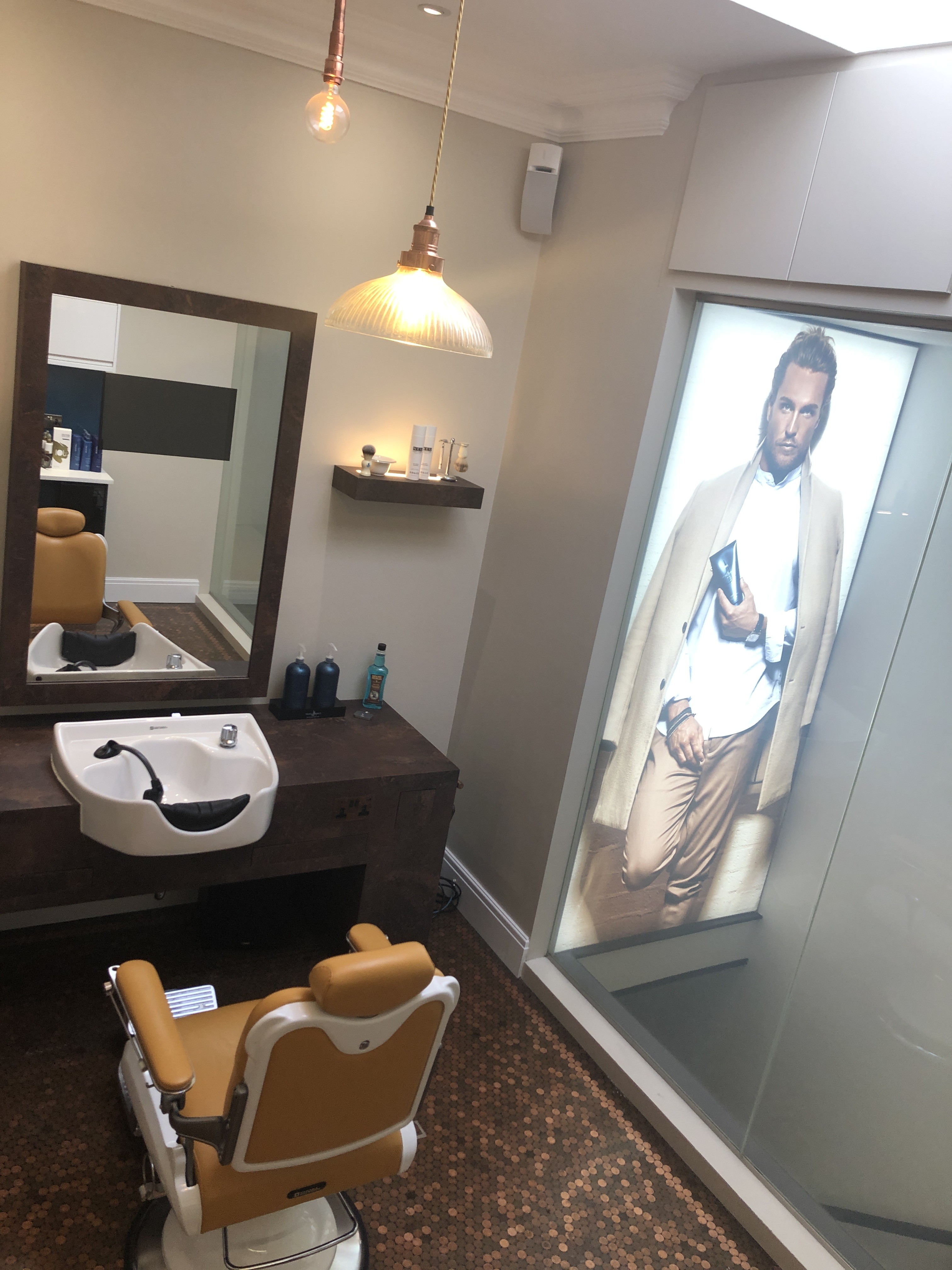 Luxury Men S Grooming Wakefield Blades Barbershop